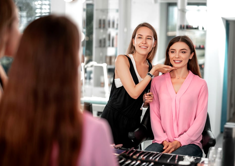 Types of customers in beauty salons and how to attract them