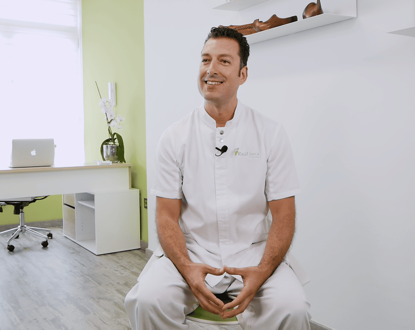 Raúl Llorca, podiatric clinics