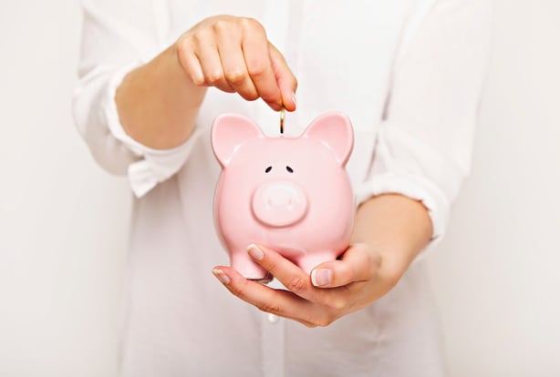 how-to-save-money-at-your-beauty-salon-or-clinic